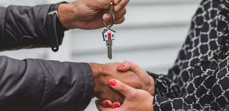 





Agent commercial / Agente commerciale en immobilier - En alternance


