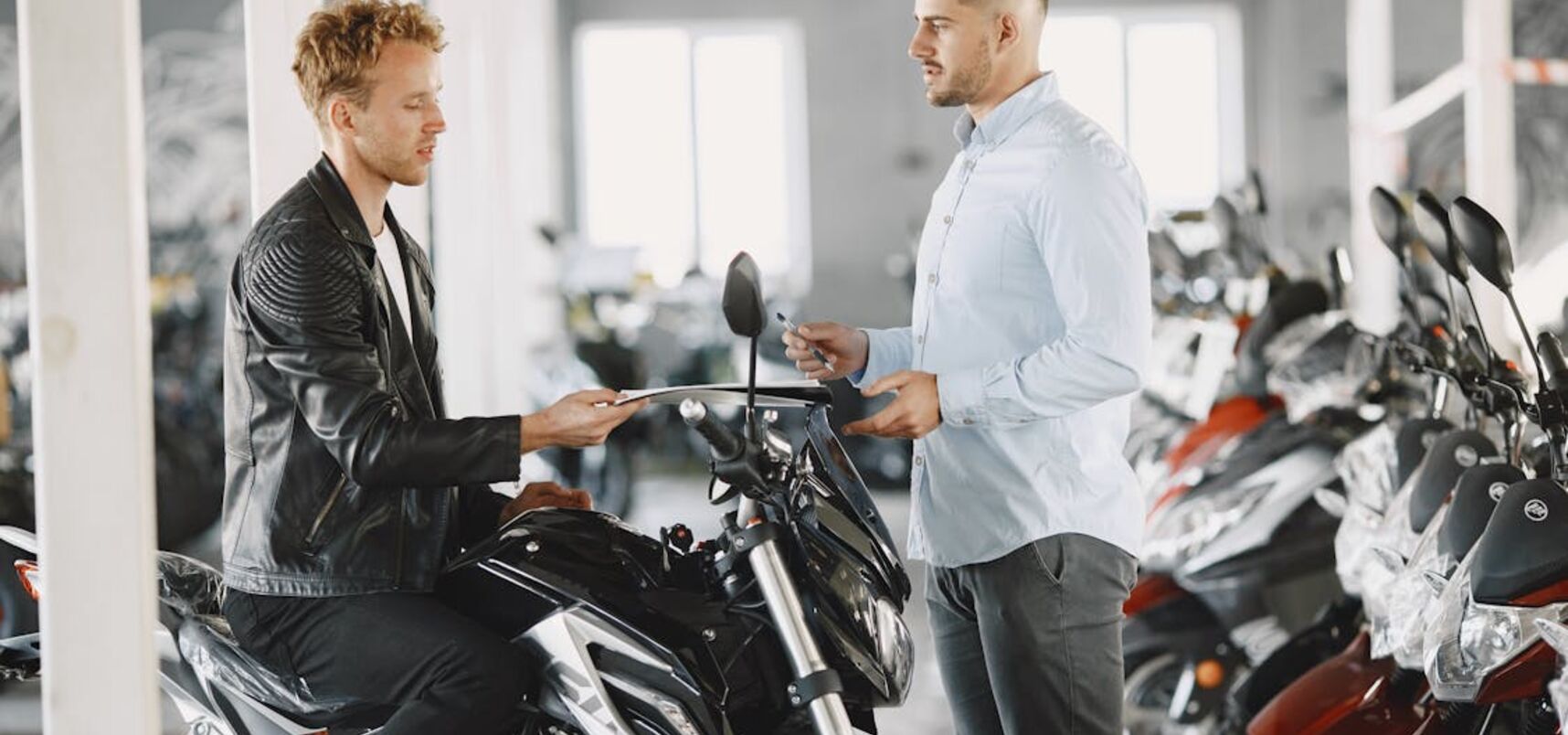 

<!-- THEME DEBUG -->
<!-- THEME HOOK: 'field' -->
<!-- FILE NAME SUGGESTIONS:
   * field--node--title--job.html.twig
   x field--node--title.html.twig
   * field--node--job.html.twig
   * field--title.html.twig
   * field--string.html.twig
   * field.html.twig
-->
<!-- BEGIN OUTPUT from 'themes/custom/capforma/templates/field/node/field--node--title.html.twig' -->
VENDEUR (EUSE) MOTO H/F - En alternance
<!-- END OUTPUT from 'themes/custom/capforma/templates/field/node/field--node--title.html.twig' -->

